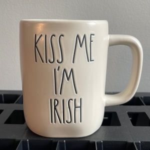 Rae Dunn - KISS ME I’M IRISH - mug